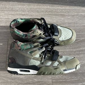 Nike Air Trainer 1